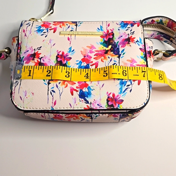 NWOT Steve Madden Floral Cross Body Purses. - Picture 7 of 8